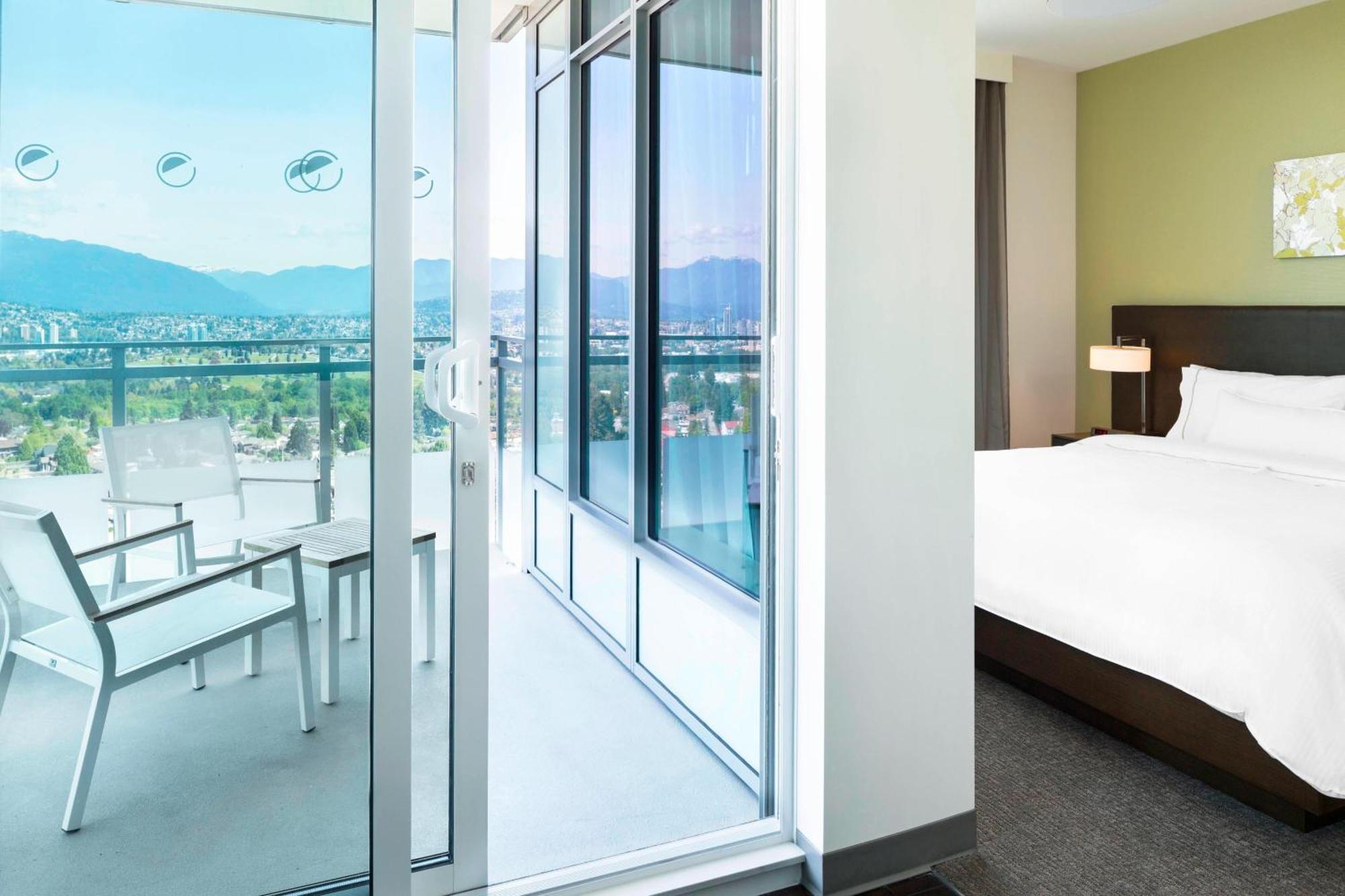 Element By Westin Vancouver Metrotown Burnaby Exterior photo