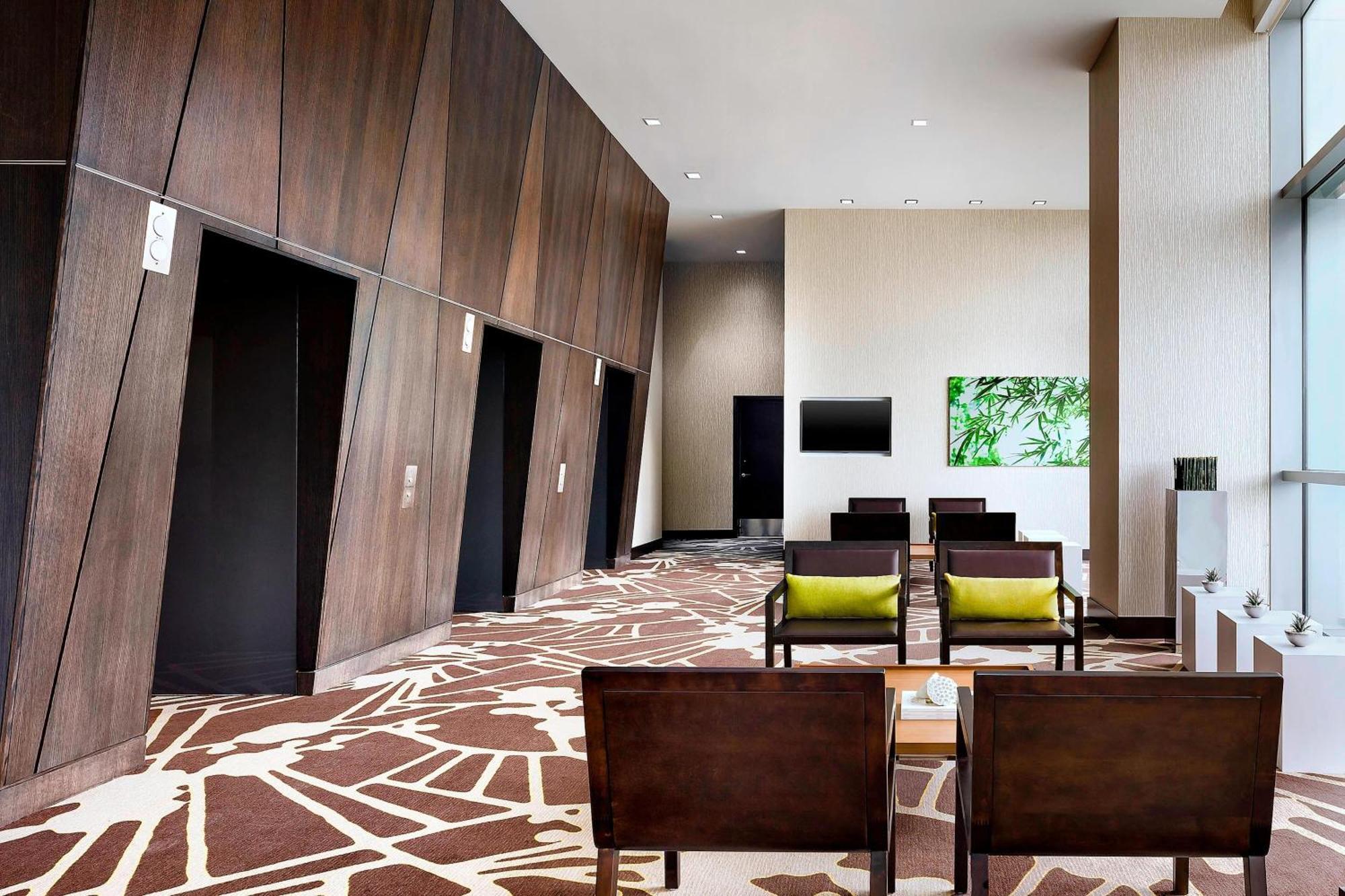 Element By Westin Vancouver Metrotown Burnaby Exterior photo