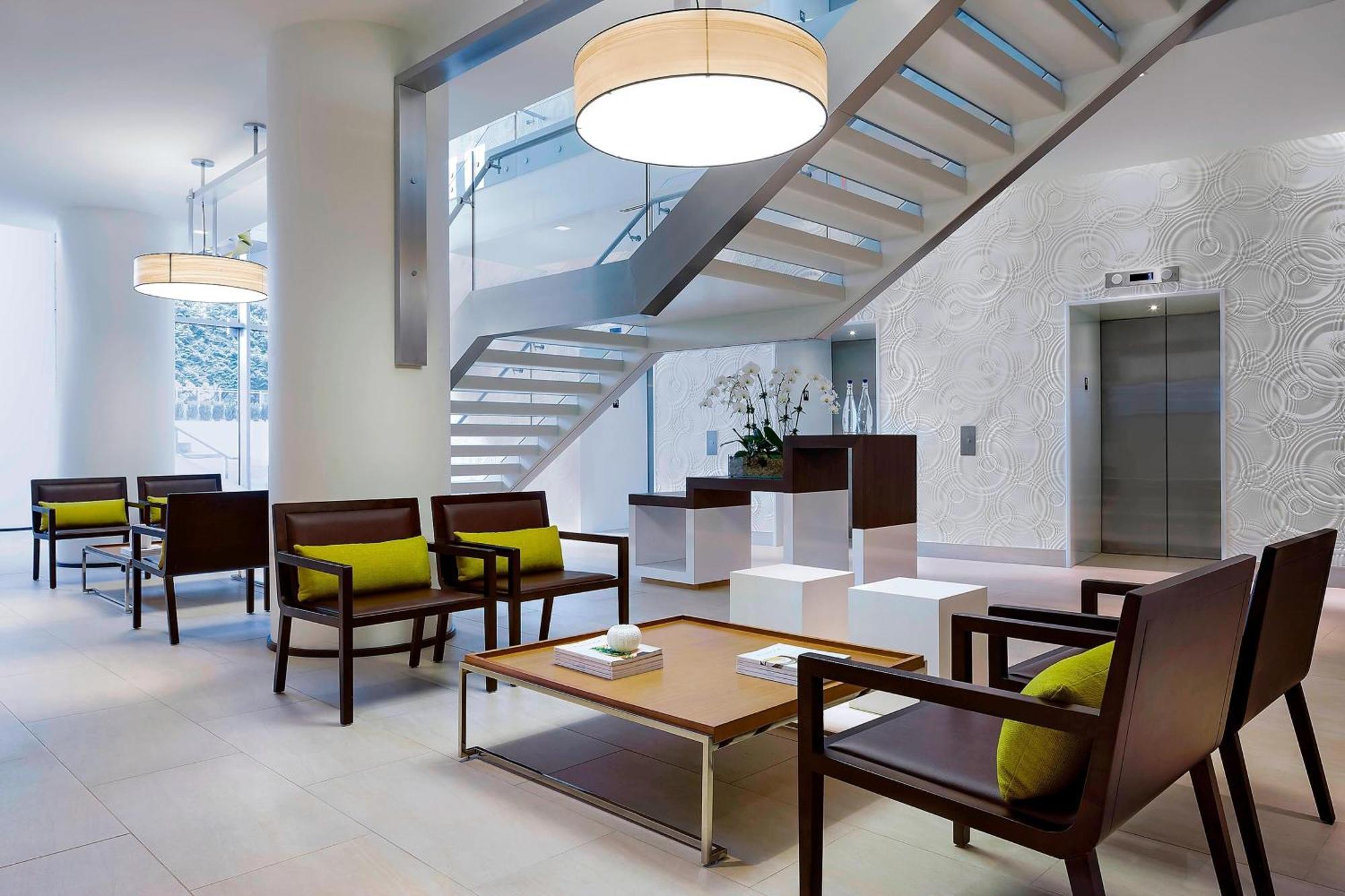 Element By Westin Vancouver Metrotown Burnaby Exterior photo